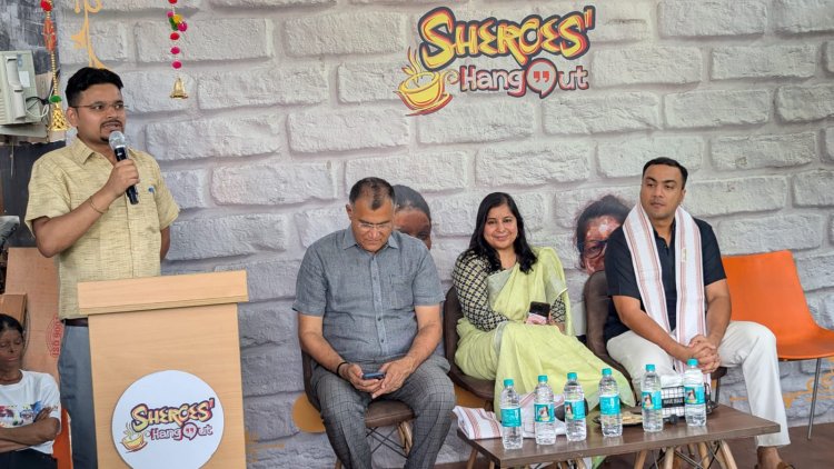 पर्यावरण के साथ संवेदनाओं का संगम, दुर्गेश पांडे की अनूठी पहल ने बदला नोएडा का चेहरा